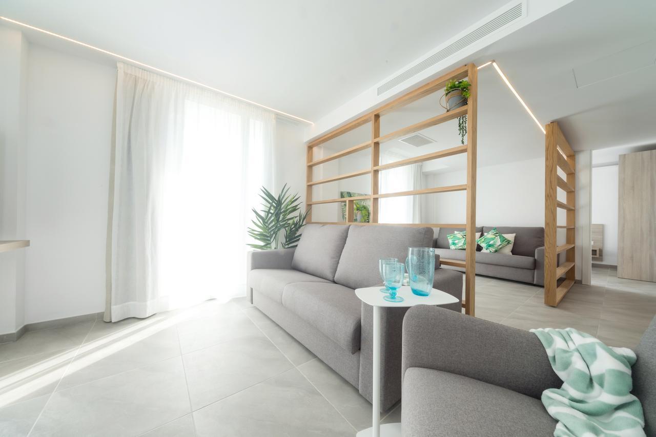 Sea Breeze Apartments Cala Millor  Extérieur photo
